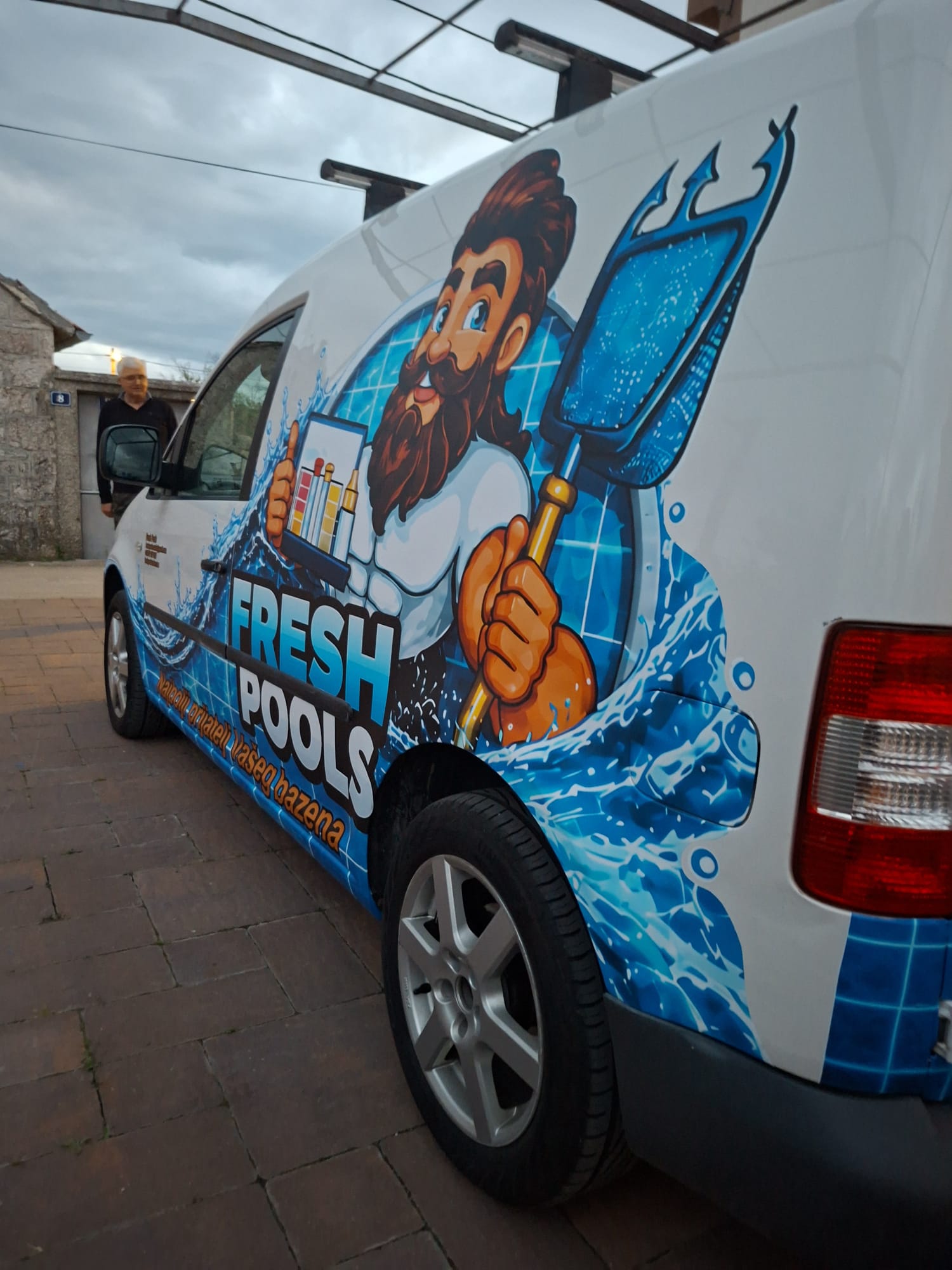 Oslikavanje kombija Fresh Pools Zadar - fresh pools oslikavanje vozila (5).jpeg